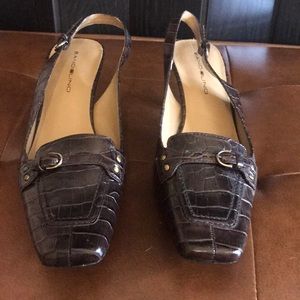 Bandolino Croc Embossed sling back 7.5